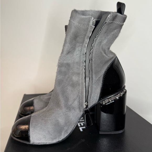 CHANEL Pony Hair Patent Cap Toe Chain Short Boots 38.5 (Run Small) New - Picture 12 of 13